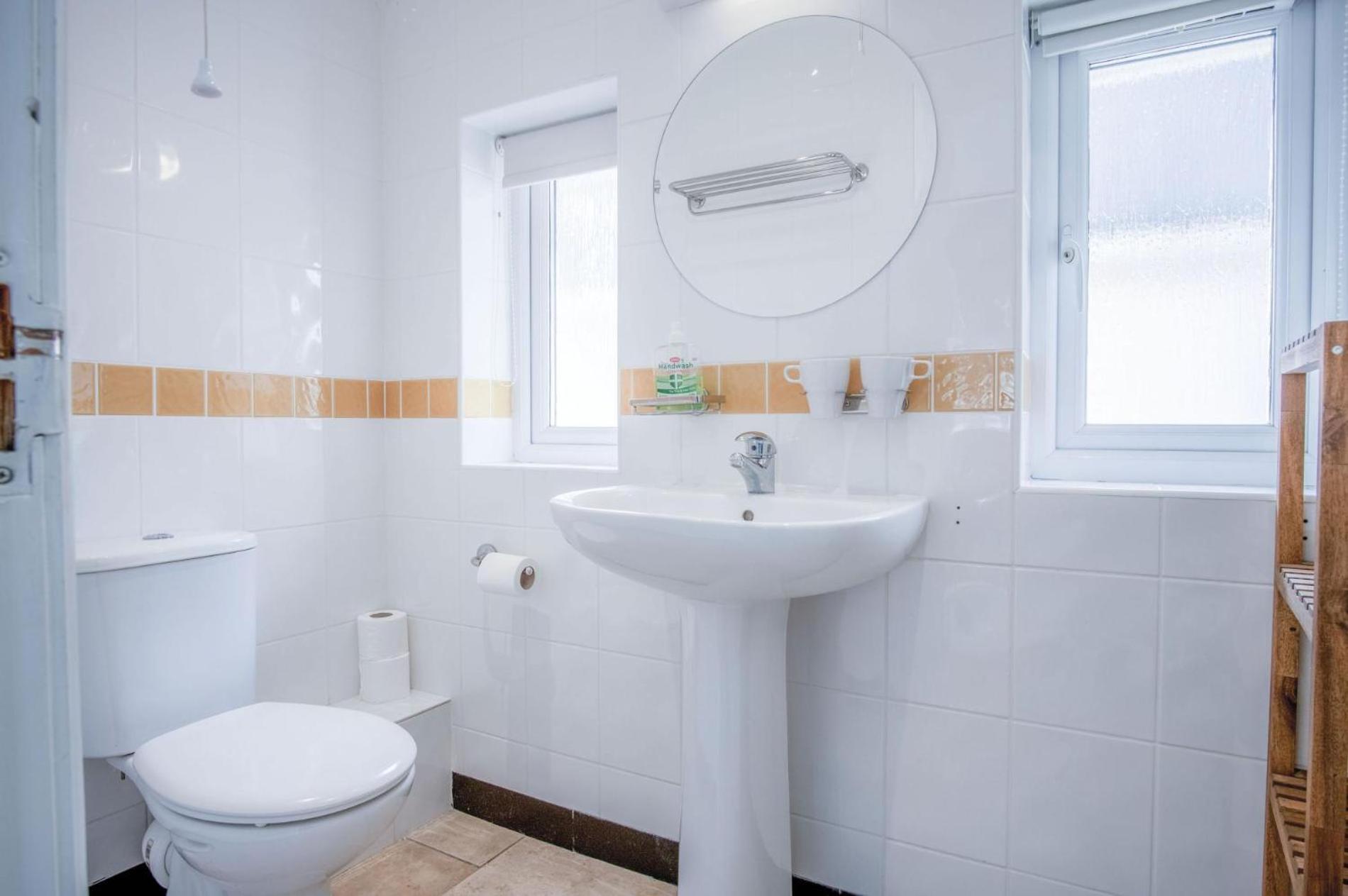 Ewyn Y Don - 2 Bedroom Apartment - Pendine Bagian luar foto