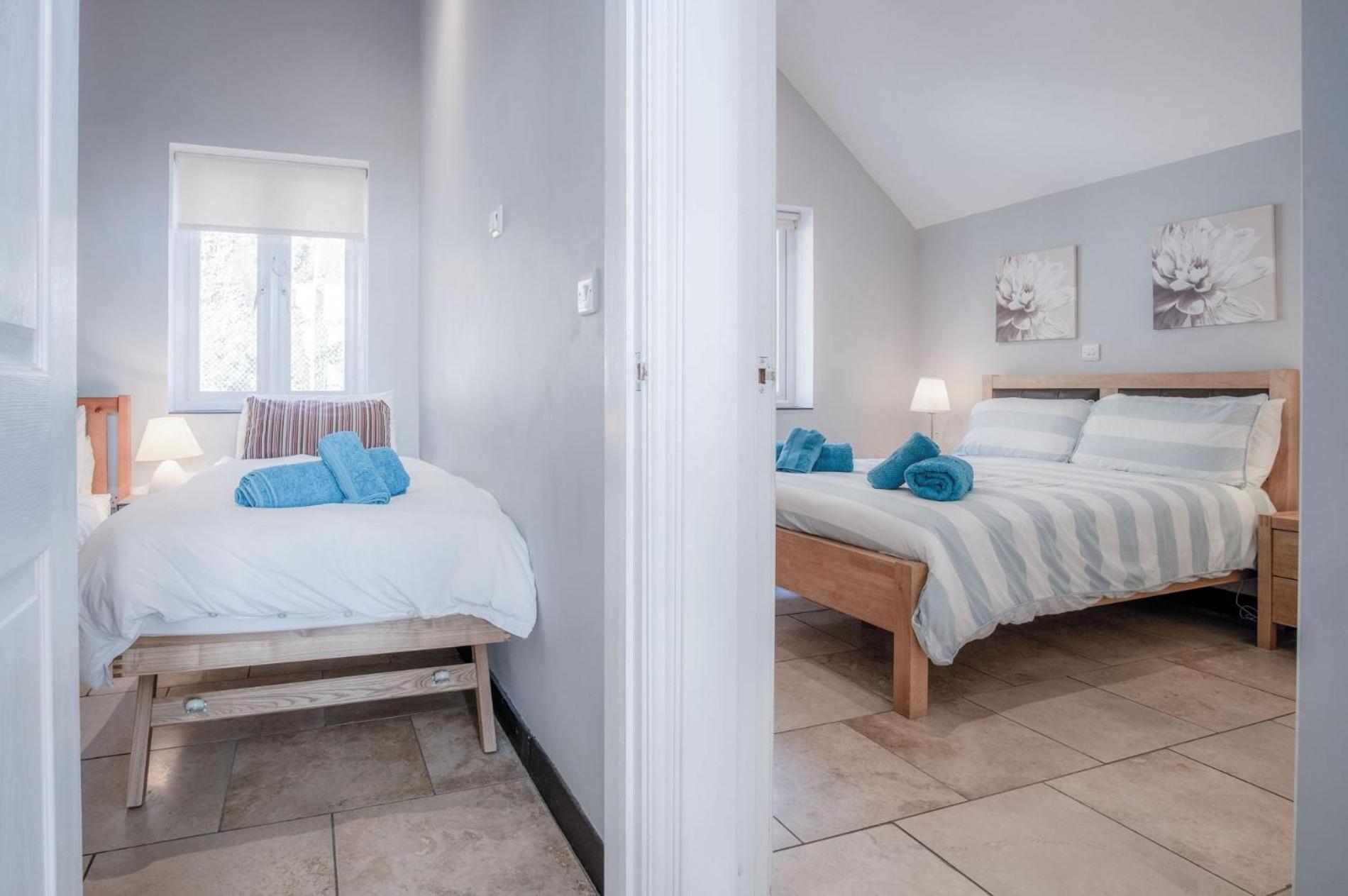 Ewyn Y Don - 2 Bedroom Apartment - Pendine Bagian luar foto