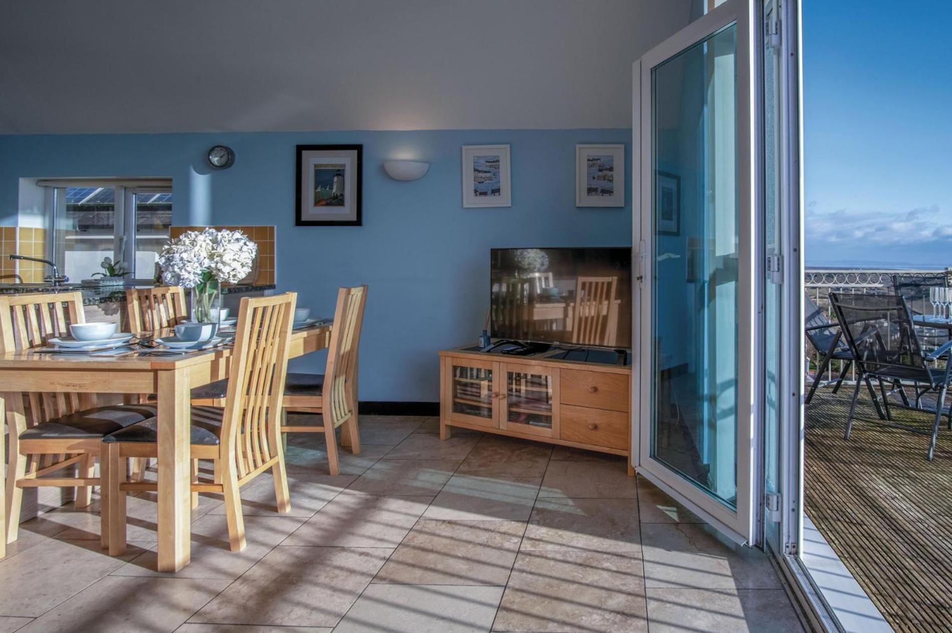 Ewyn Y Don - 2 Bedroom Apartment - Pendine Bagian luar foto