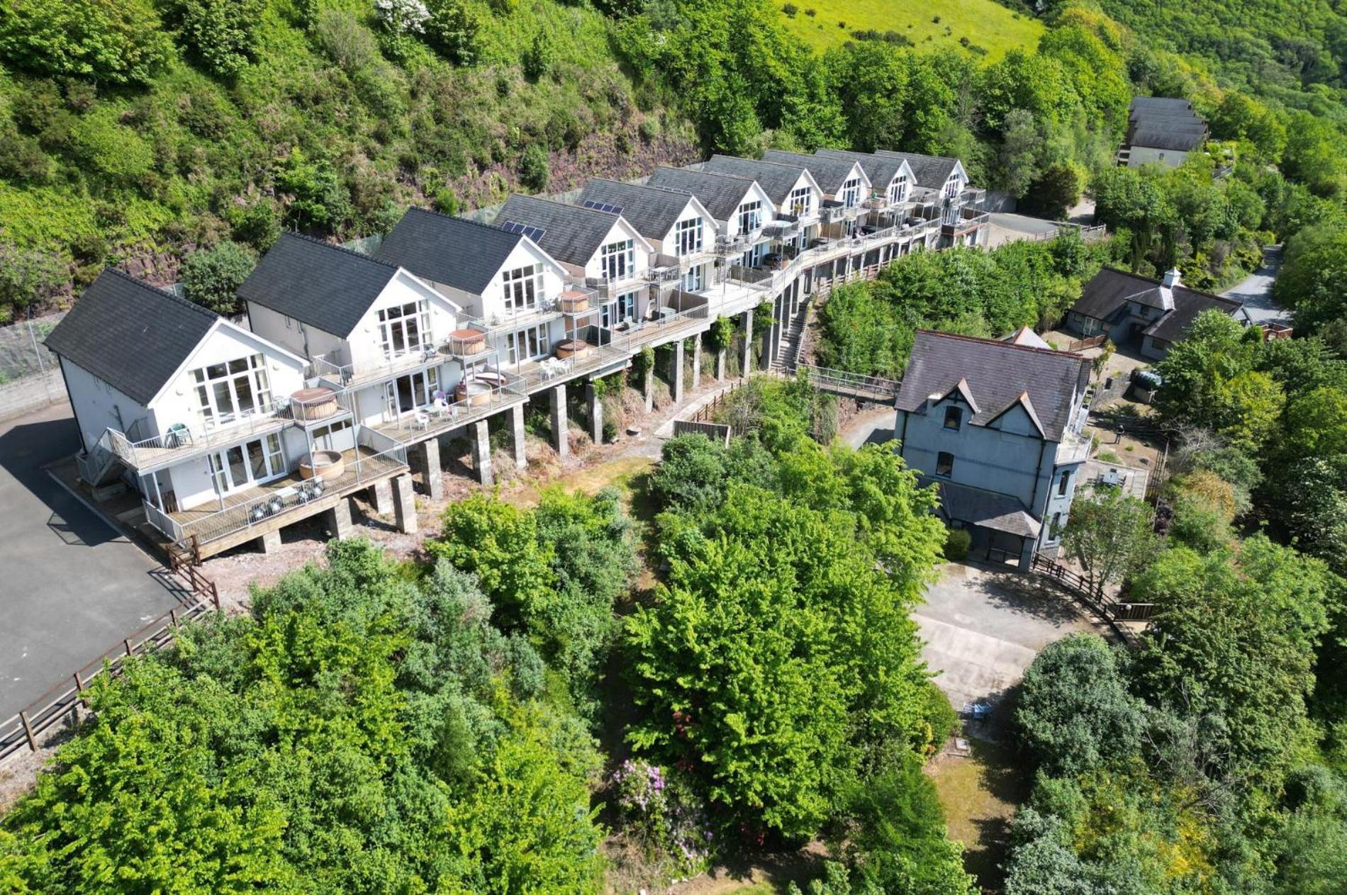 Ewyn Y Don - 2 Bedroom Apartment - Pendine Bagian luar foto